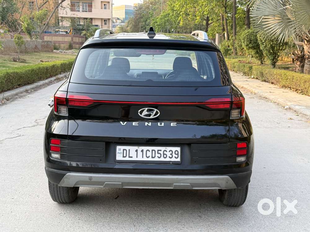 Hyundai Venue S 1.2 Petrol, 2022, Petrol