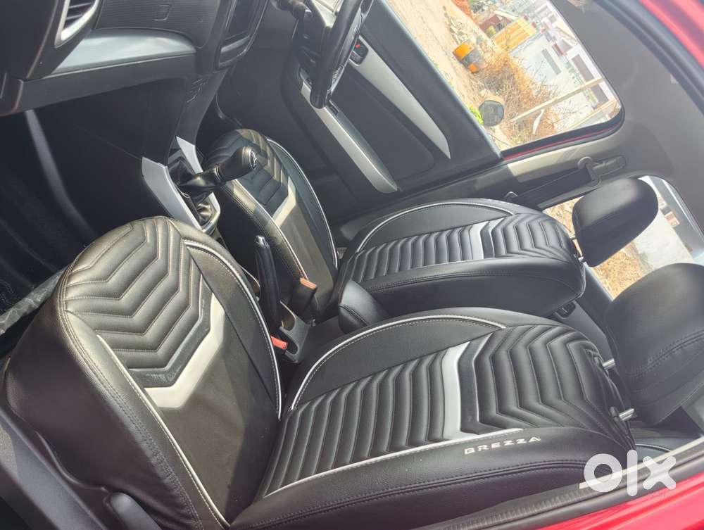 Maruti Suzuki Brezza 1.5 Zxi Plus Smart Hybrid Dual Tone, 2021, Petr..