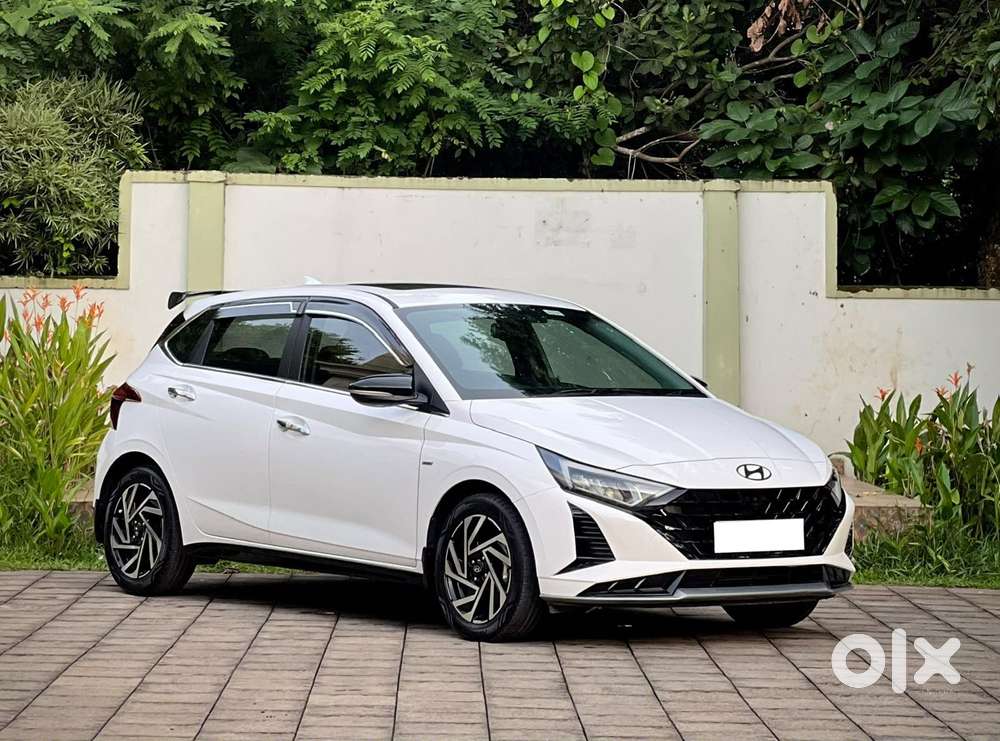 Hyundai I20 Asta (o) 1.2 Ivt, 2024, Petrol