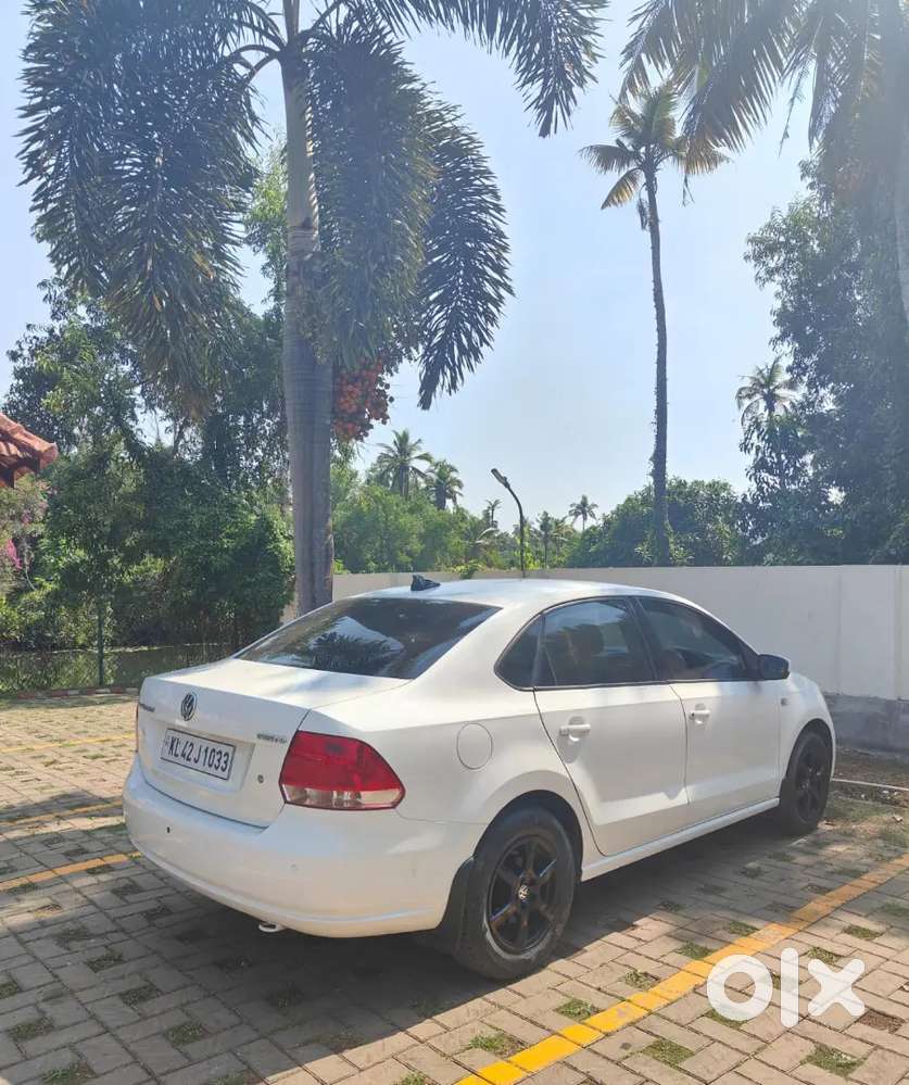 Volkswagen Vento 1.6 Petrol Highline
