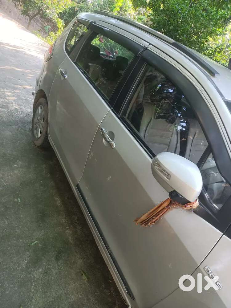 Maruti Suzuki Ertiga 2017 Diesel 94325 Km Driven