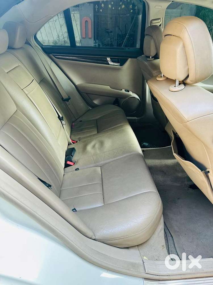 Mercedes-benz C-class 2010 Petrol Well Maintained