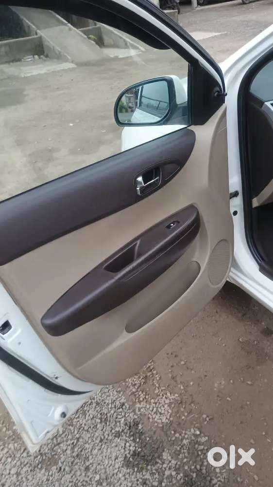 Hyundai I20 Magna Opt 2012 Car