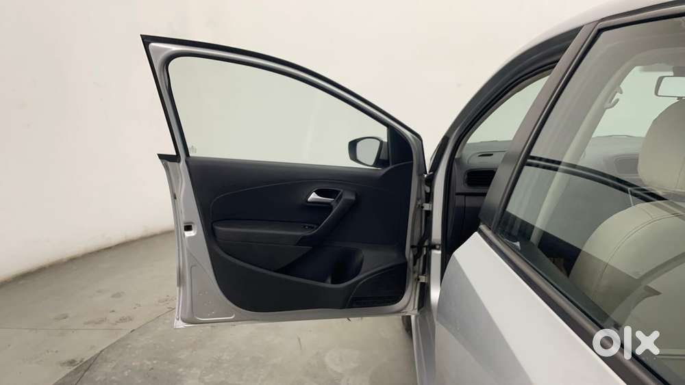 Volkswagen Polo Petrol Comfortline 1.2l, 2016, Petrol