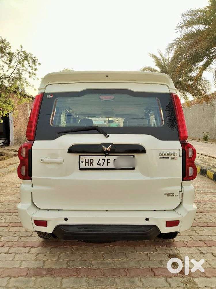 Mahindra Scorpio Classic 2.2 S 11 Mt 7 Cc, 2023