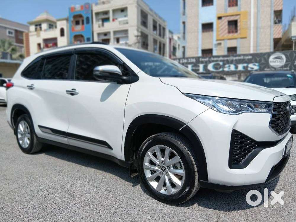 Toyota Innova Hycross 2.0 Vx Hybrid 7 Str, 2024, Petrol
