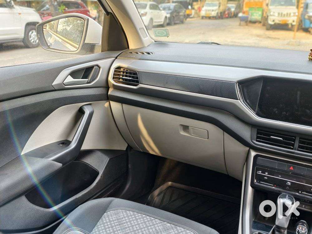 Volkswagen Taigun 1.0 Tsi Highline At, 2021, Petrol
