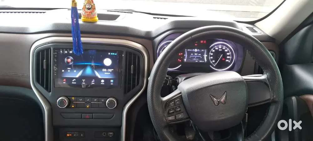 Mahindra Scorpio-n Petrol Manual 2025