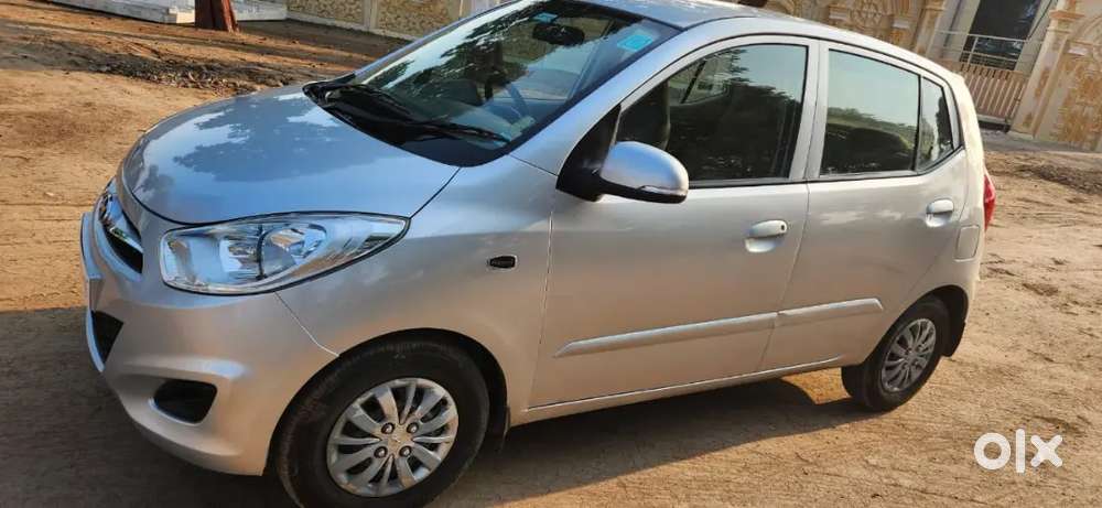 Hyundai I10 Sportz 2013 पेट्रोल