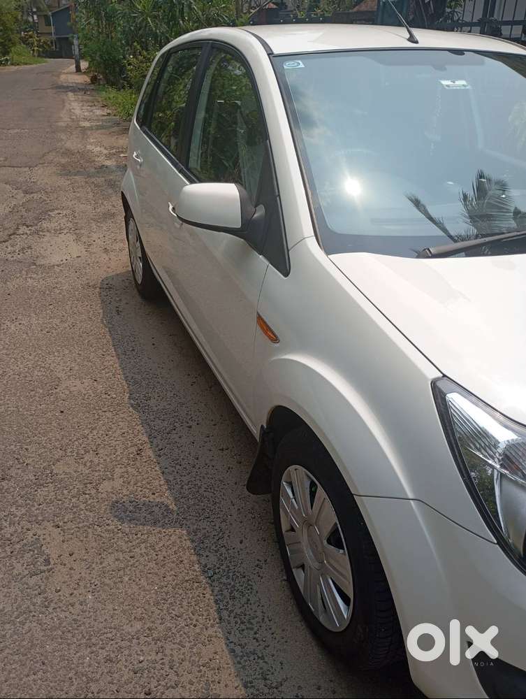Ford Figo 2010 Cng & Hybrids Well Maintained