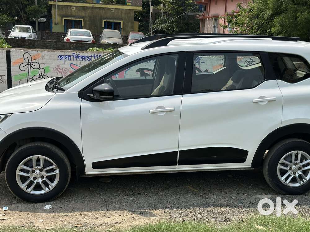 Renault Triber Rxt, 2023, Petrol