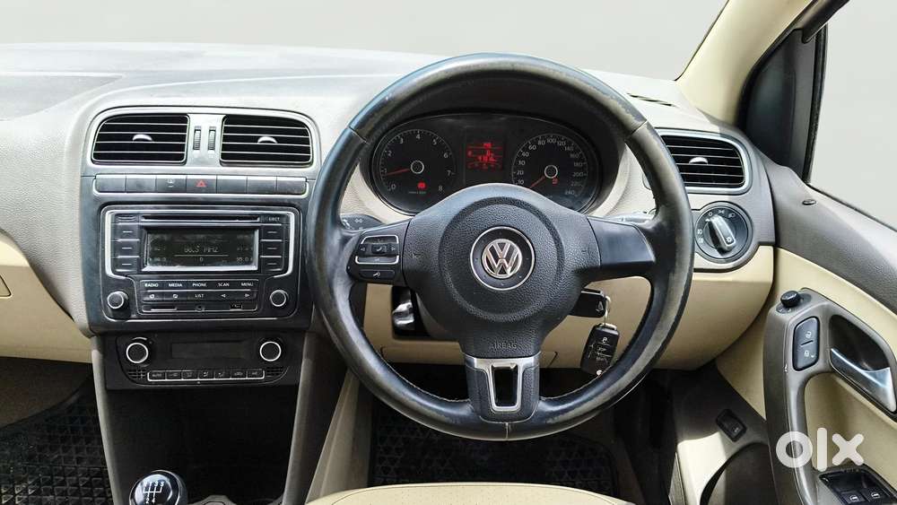 Volkswagen Vento 2010-2013 Petrol Highline, 2014, Petrol