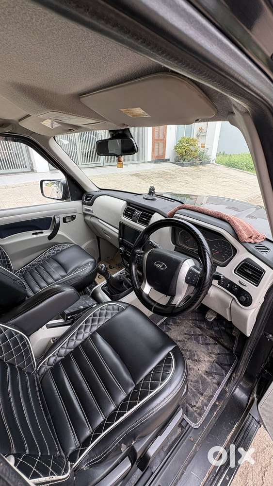 Mahindra Scorpio Classic 2.2 S 11 Mt 7 Str, 2019, Diesel