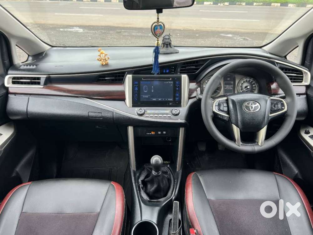 Toyota Innova Crysta 2.4 V 8 Str, 2017, Diesel
