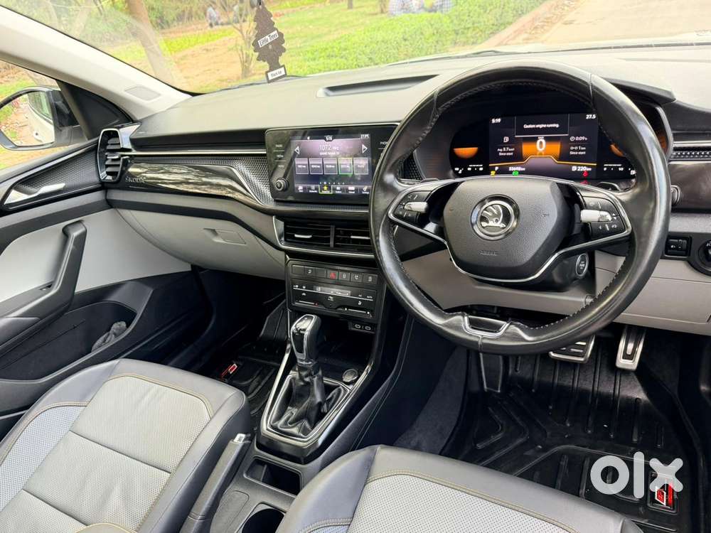 Skoda Kushaq 1.5 Tsi Style, 2023, Petrol