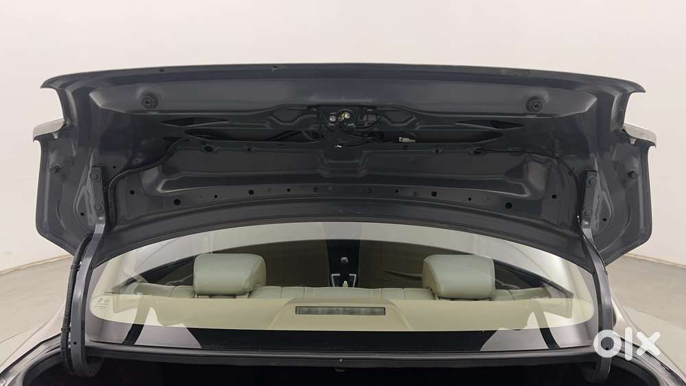 Maruti Suzuki Dzire 1.2 Vxi, 2019, Petrol