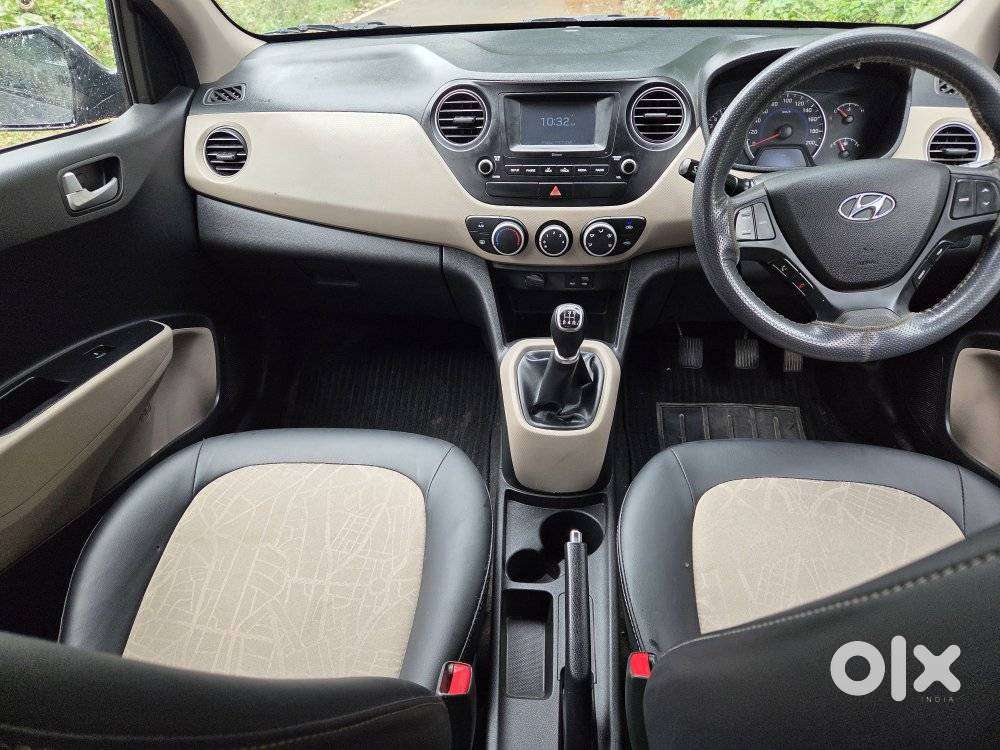 Hyundai Grand I10 Sportz, 2017, Petrol