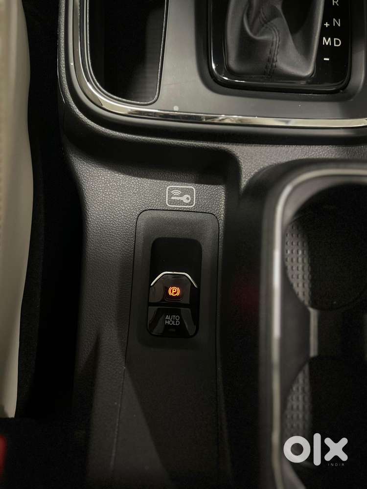 Mahindra Thar Roxx Ax7l Rwd Diesel At, 2025, Diesel