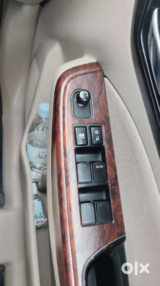 Maruti Suzuki Swift Dzire Vdi At, 2018, Diesel