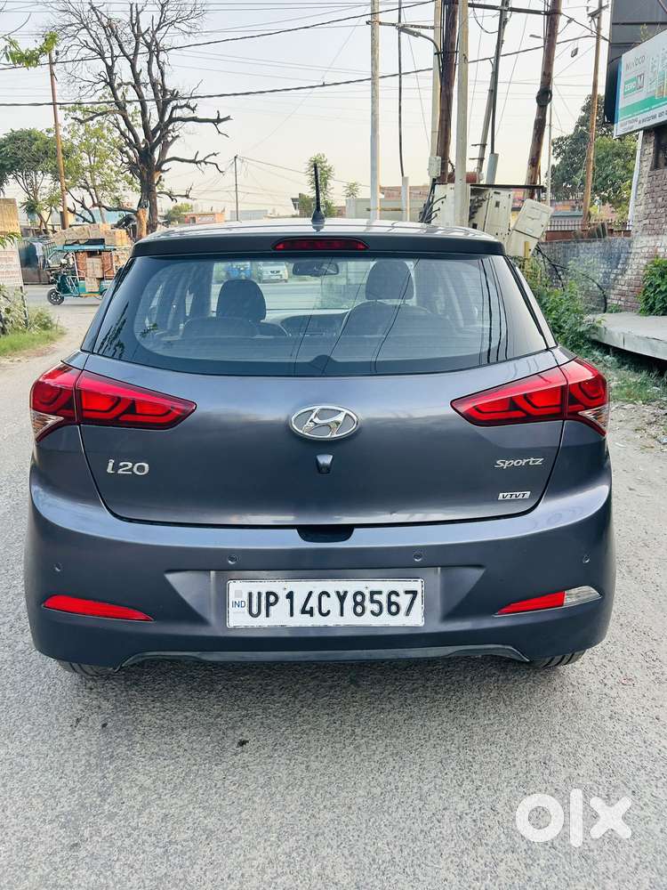 Hyundai I20 Sportz Plus, 2016, Petrol