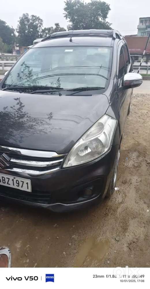 Maruti Suzuki Ertiga 21015