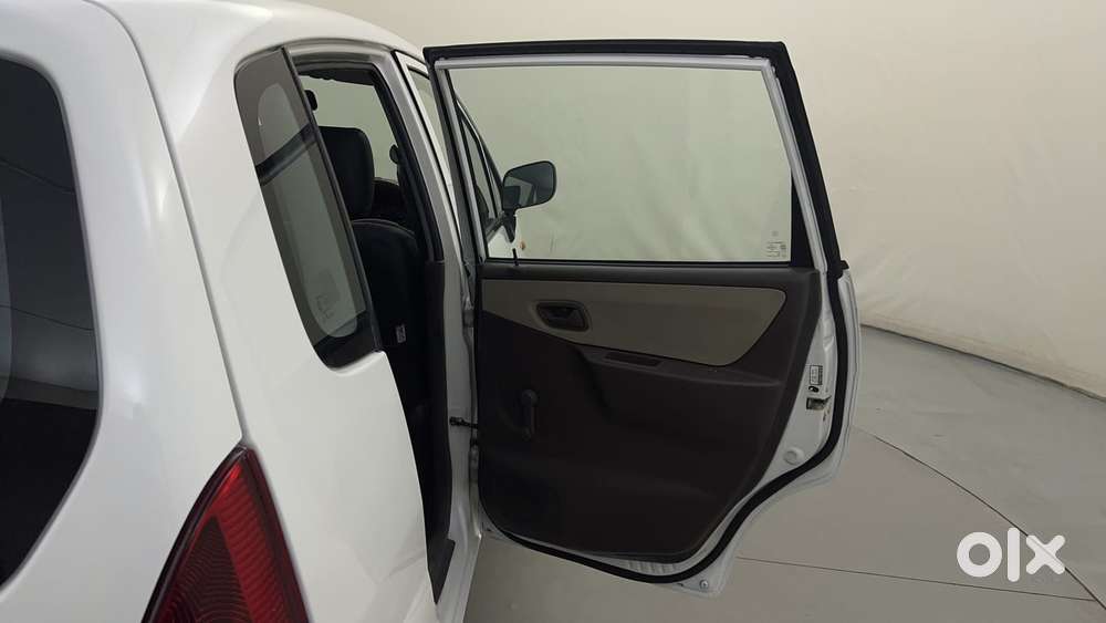 Maruti Suzuki Estilo Lxi Bs-iv, 2013, Petrol
