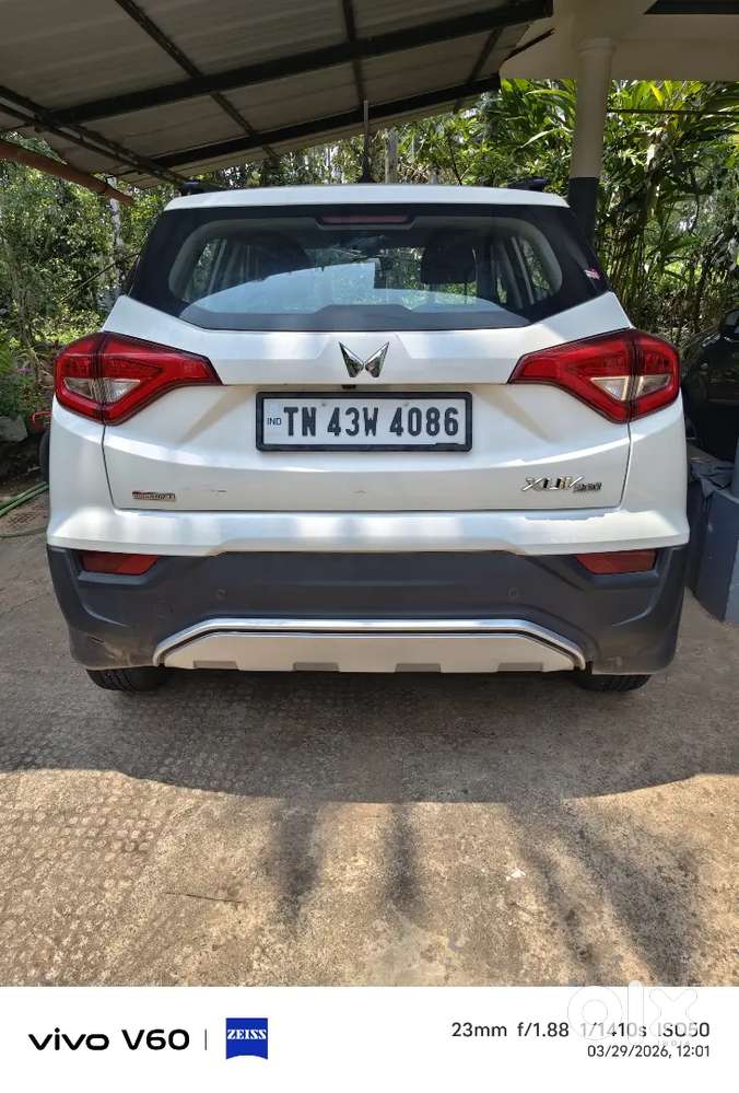 Mahindra Xuv300 2023 Petrol 14500 Km Driven