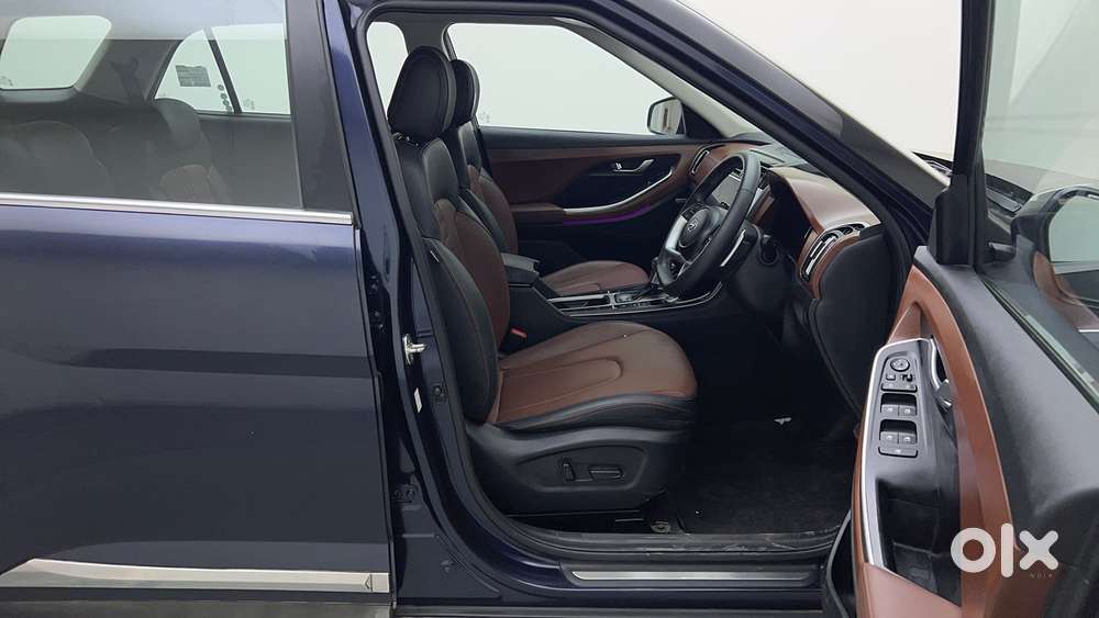 Hyundai Alcazar 2.0 Signature (o) Petrol At 6 Str, 2022, Petrol