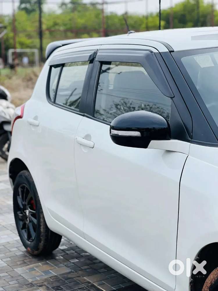 Maruti Swift Zxi
