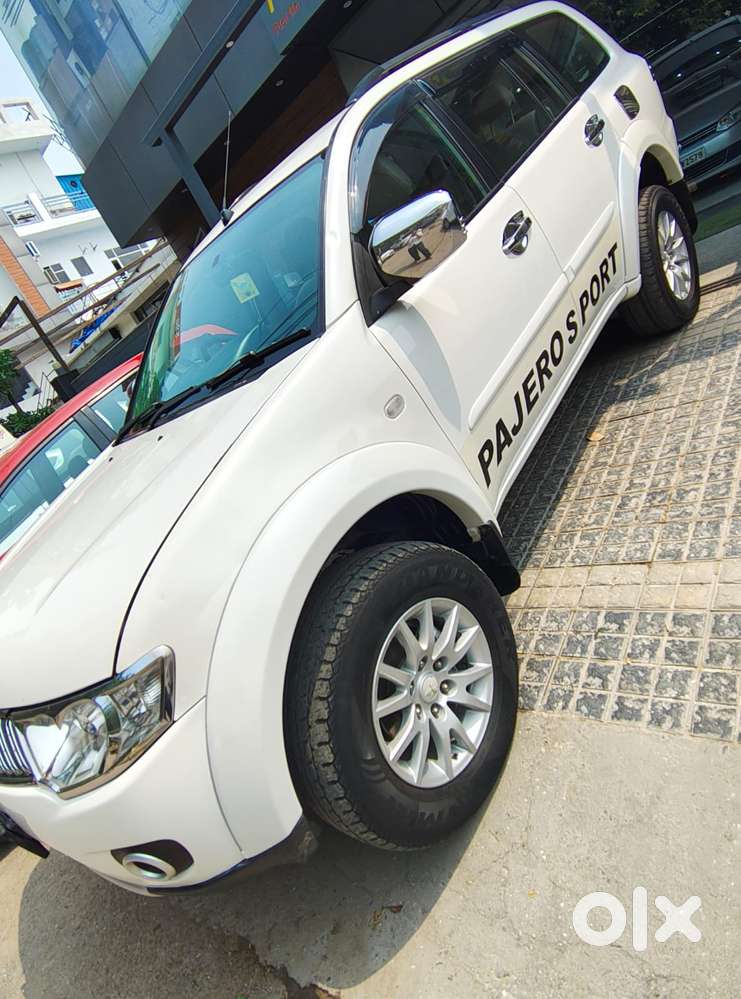 Mitsubishi Pajero Sport 2.5 Manual, 2012, Diesel