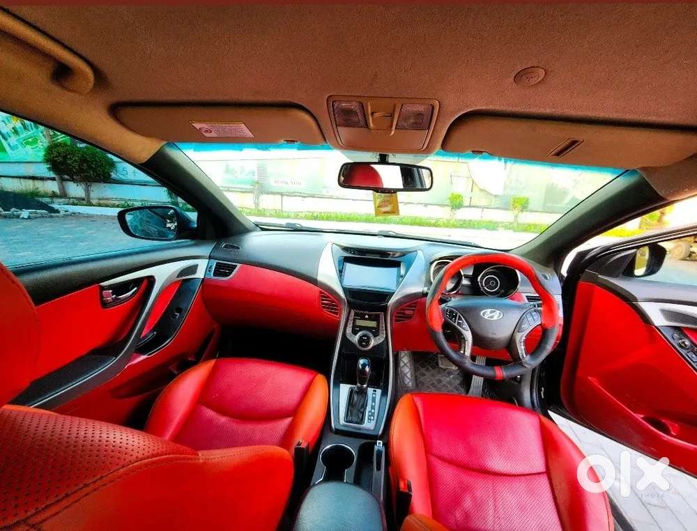 Hyundai Elantra 2012 Petrol Family Car