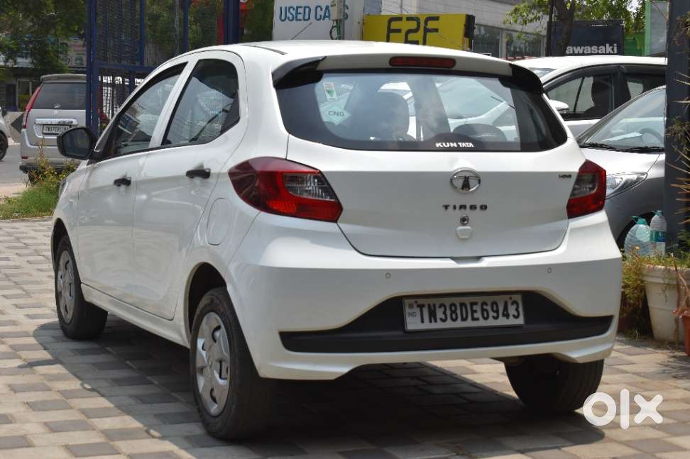 Tata Tiago 1.2 Revotron Xm, 2023, Petrol