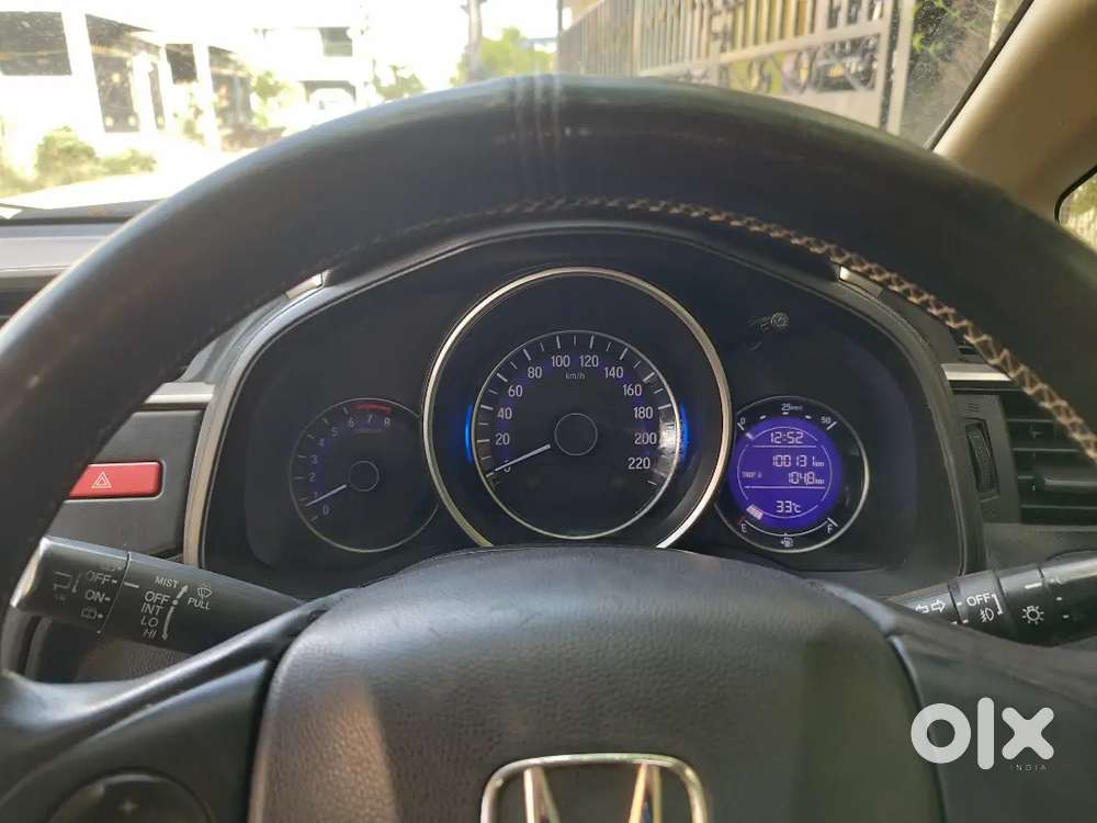 Honda Jazz 2015 Petrol Well Maintained