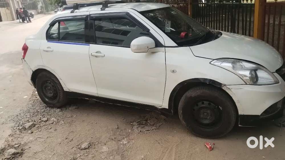 Maruti Suzuki Dzire 2016 Petrol 130000 Km Driven