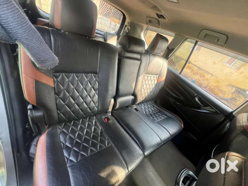 Toyota Innova Crysta 2019 Diesel 245000 Km Driven