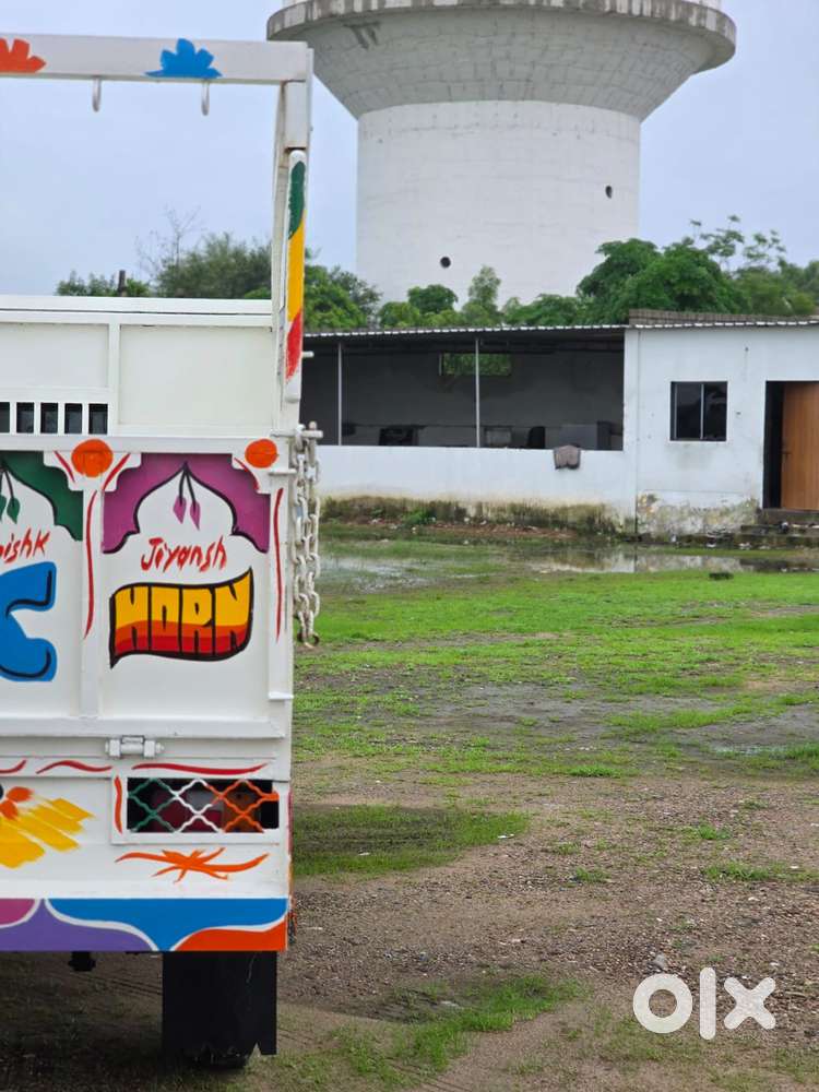 Mahindra Bolero Diz, 2024, Diesel