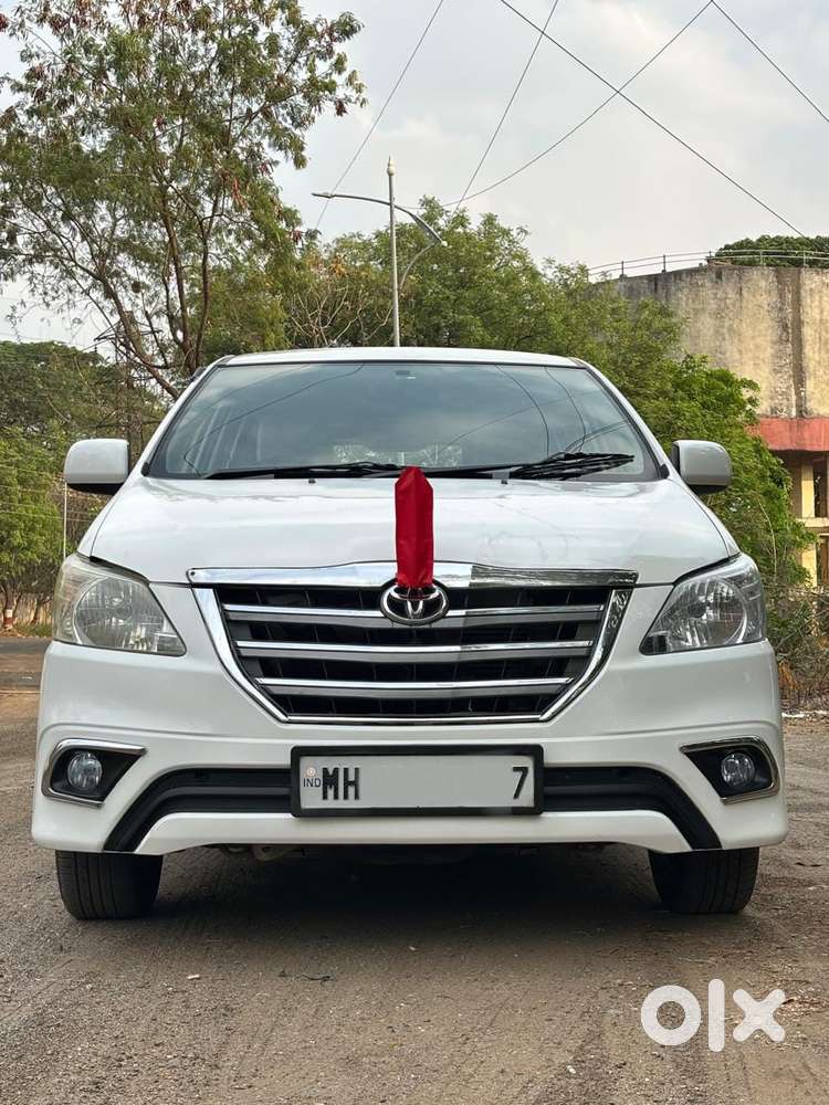 Toyota Innova 2.5 G (diesel) 7 Seater Bs Iv, 2015, Diesel