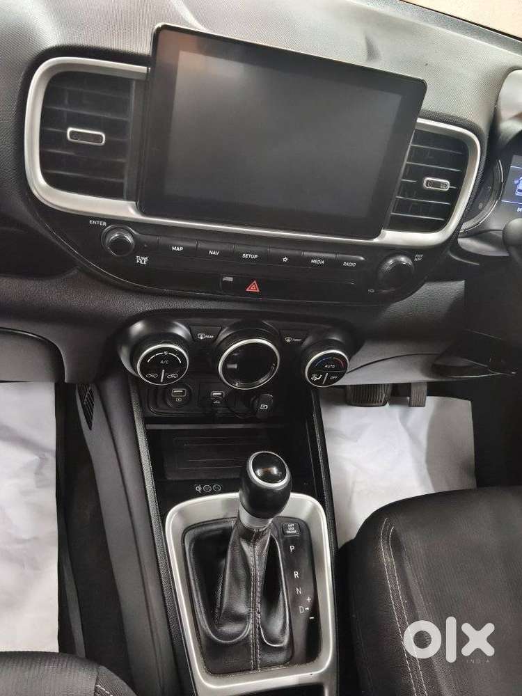 Hyundai Venue 1.0 Sx Turbo Dct, 2019, Petrol