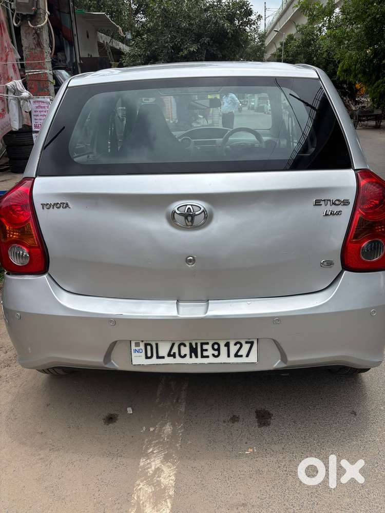Toyota Etios Liva 2011-2012 G, 2011, Petrol