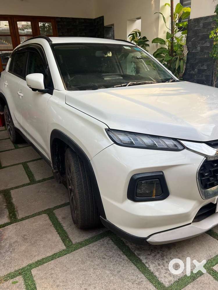 Maruti Suzuki Grand Vitara 2023 Petrol Well Maintained