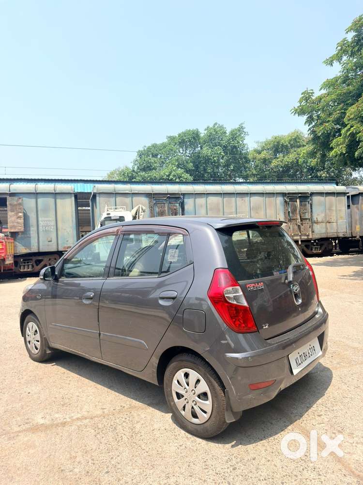 Hyundai I10 Sportz, 2012, Petrol