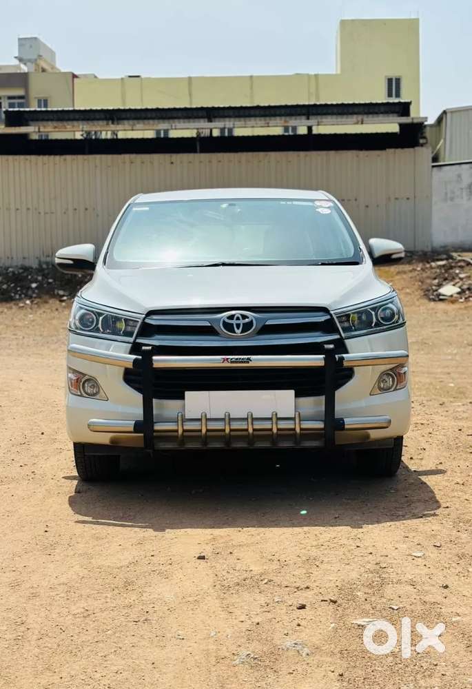 Toyota Innova Crysta 2.4 V 7 Str, 2017, Diesel