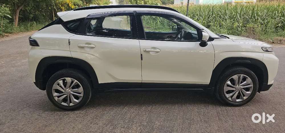 Maruti Suzuki Fronx 2025 Cng & Hybrids 10400 Km Driven