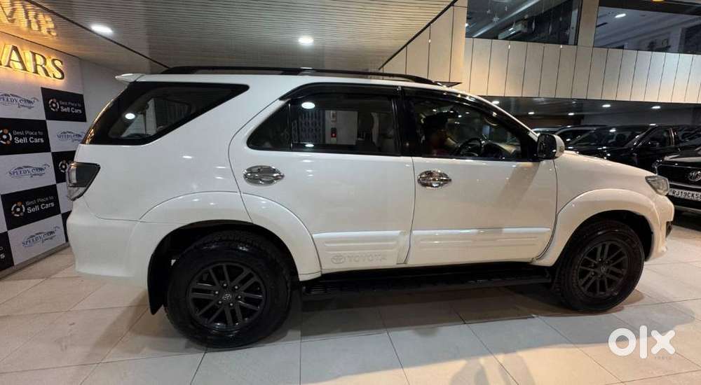 Toyota Fortuner 3.0 4x2 Mt, 2015, Diesel