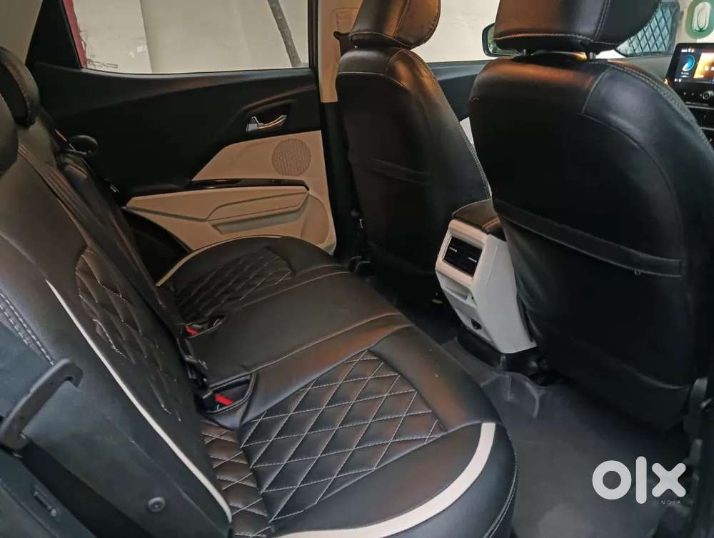 Mahindra Xuv 3xo Ax5 Ds Mt, 2025, Diesel