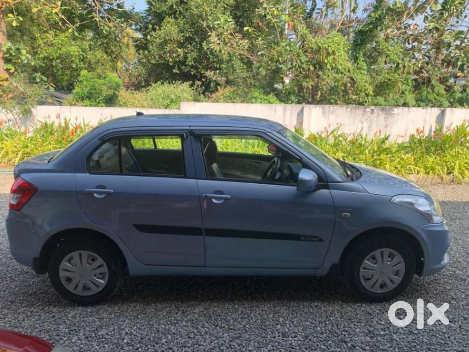 Maruti Suzuki Swift Dzire Lxi Optional-o, 2015, Petrol