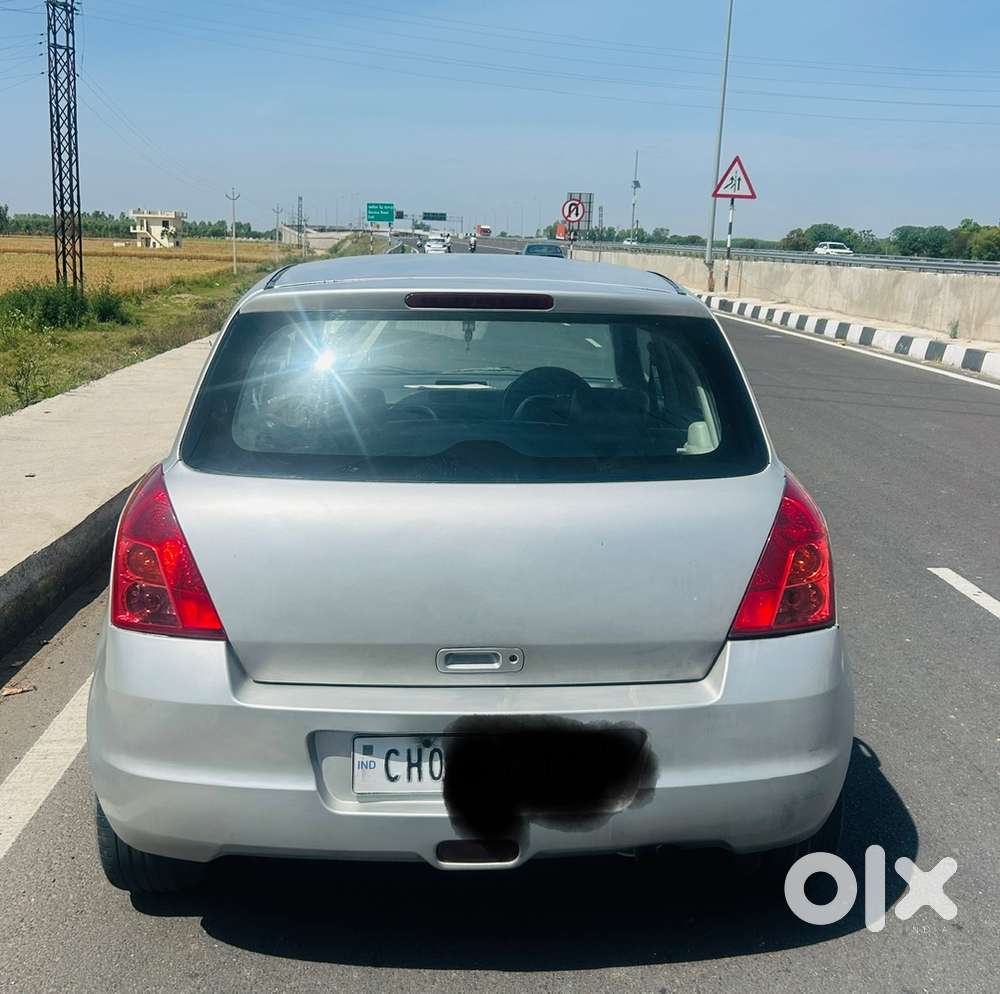 Maruti Suzuki Swift 2011 Year