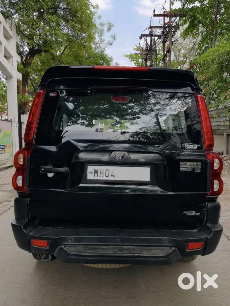 Mahindra Scorpio Classic 2022 Variant Mt