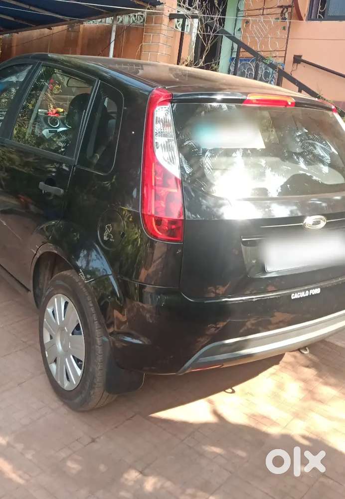 Ford Figo 2011 Petrol 51000km
, Well Maintained.