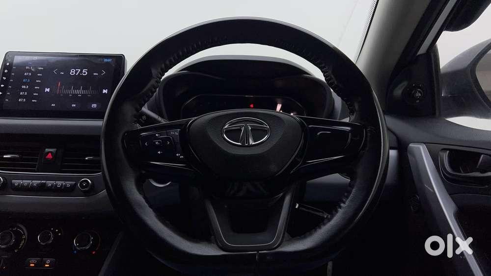 Tata Nexon 1.2 Revotron Xm (s), 2022, Petrol